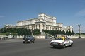 Mégalomanie affichée de l'ancien dictateur, son palais , construit par 400 architectes et 20 000 ouvriers, comporte un millier de pièces, certaines de plus de 2000 m². Roumanie,palais,Ceaucescu 